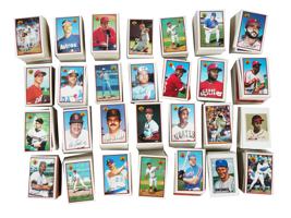 LARGE COLLECTION OF 1989 BOWMAN BASEBALL CARDS