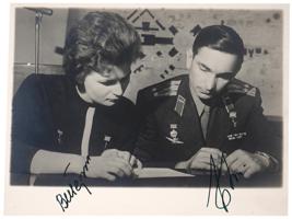 VINTAGE SOVIET PHOTO BYKOVSKY TERESHKOVA AUTOGRAPHED