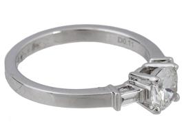 VINTAGE 18K WHITE GOLD DIAMONDS ENGAGEMENT RING