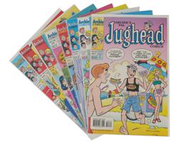 LARGE COLLECTION OF ARCHIE ILLUSTRATION COMICS BOOKS