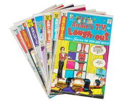 LARGE COLLECTION OF ARCHIE ILLUSTRATION COMICS BOOKS