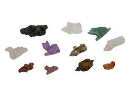 VINTAGE COLLECTION OF CARVED GEMSTONE ANIMAL FIGURINES