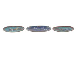 VINTAGE JAPANESE CLOISONNE FLORAL MOTIF PLATES