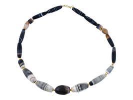 ANCIENT ROMAN AGATE NECKLACE WITH GOLD FITTINGS