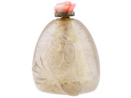 ANTIQUE CHINESE CRYSTAL SNUFF BOTTLE WITH CORAL TOP