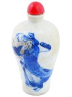 CHINESE BLUE WHITE PORCELAIN SNUFF BOTTLE W STOPPER