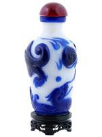 CHINESE BLUE WHITE PEKING GLASS SNUFF BOTTLE W STAND