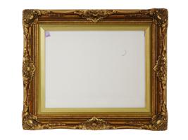 ANTIQUE RECTANGULAR FORM VICTORIAN GILT WOOD FRAME