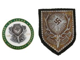 GROUP OF 2 GERMAN WWII HUNTING SOCIETY SHIELD BADGE