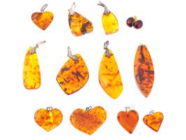 LOT OF 12 RUSSIAN BALTIC AMBER PENDANTS EARRINGS