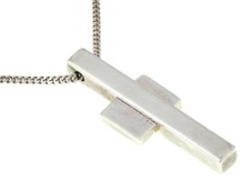 GUCCI STERLING SILVER NECKLACE WITH CROSS PENDANT