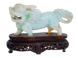 CHINESE HAND CARVED JADE STONE FIGURE OF FOO DOG