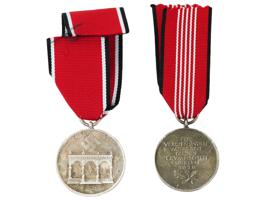 NAZI GERMAN 1936 OLYMPIC MEDAL AND BLOOD ORDER