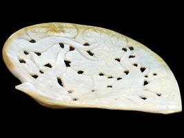 CHINESE REPUBLIC CARVED MOTHER OF PEARL SHELL PLAQUE