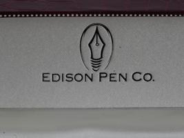 EDISON COLLIER FOUNTAIN PEN WITH 18K GOLD NIB IOB