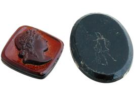 COLLECTION OF ANCIENT ROMAN GLASS INTAGLIO SEALS