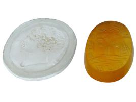 COLLECTION OF ANCIENT ROMAN GLASS INTAGLIO SEALS