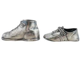 PAIR OF EUROPEAN SILVER PLATED BABY SHOES DESK DECOR