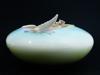 VINTAGE FRANZ JEN WOO PORCELAIN BUTTERFLY VASE PIC-4