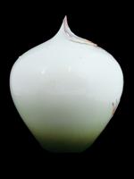 VINTAGE FRANZ JEN WOO PORCELAIN BUTTERFLY VASE