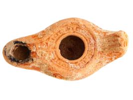 ANCIENT ROMAN EMPIRE UNGLAZED TERRACOTTA OIL LAMP