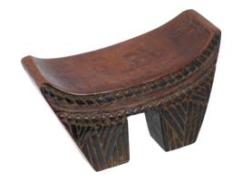 SMALL SOUTHERN AFRICAN CARVED WOOD HEADREST