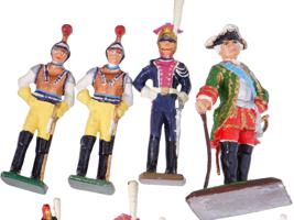 ANTIQUE MILITARY TOY FIGURINES FROM VARIOUS COUNTRIES