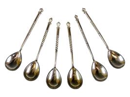 ANTIQUE RUSSIAN SILVER AND NIELLO TEA SPOONS SET