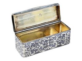 ANTIQUE RUSSIAN SILVER SNUFF BOX WITH NIELLO DECORATION