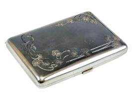 ANTIQUE RUSSIAN SILVER CIGARETTE CASE WITH FLORAL DECOR