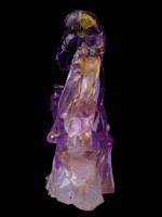 FINE CHINESE QING DYNASTY CARVED AMETHYST FIGURE