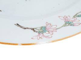 ANTIQUE QING CHINESE FAMILLE ROSE PORCELAIN PLATE