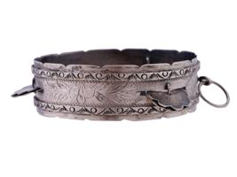 MIDDLE EASTERN ETCHED AND HINGED METAL BRACELET