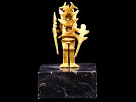 COLOMBIAN CALIMA GILT BRONZE WARRIOR FIGURE PENDANT