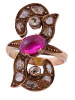 ANTIQUE 14K GOLD RUBY AND DIAMONDS RING