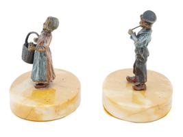 VIENNA MANNER BRONZE COUPLE FIGURINES ON MARBLE BASES