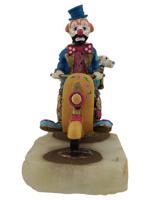 VINTAGE AMERICAN CLOWN W DOG FIGURINE BY RON LEE