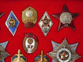 VINTAGE RUSSIAN SOVIET MEDALS AND MILITARY INSIGNIAS