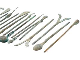 ANCIENT ROMAN MEDICAL TOOLS FOR SURGICAL PROCEDURES