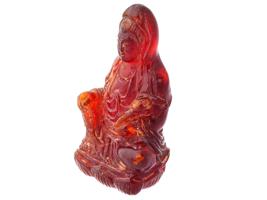 ANTIQUE CHINESE CARVED AMBER GUANYIN SCULPTURE