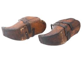 PAIR OF ANTIQUE CARVED WOOD STIRRUPS WITH IRON MOUNTS