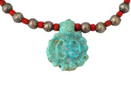 ORIENTAL MANNER BEAD DESIGN CORAL NECKLACE W PENDANT