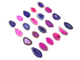 POLISHED AGATE PENDANTS IN VIBRANT COLORS