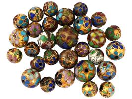 LARGE COLLECTION OF CHINESE CLOISONNE ENAMEL BEADS