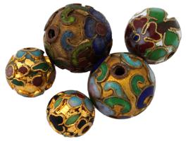 LARGE COLLECTION OF CHINESE CLOISONNE ENAMEL BEADS