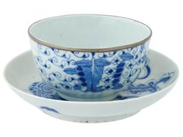 ANTIQUE CHINESE BLUE WHITE VIETNAMESE EXPORT CUP SAUCER