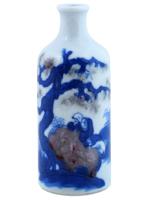 ANTIQUE CHINESE BLUE AND WHITE PORCELAIN SNUFF BOTTLE