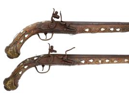 PAIR OF DECORATIVE FLINTLOCK PISTOLS W INLAID PEARL