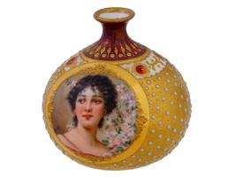 ROYAL VIENNA MANNER ENAMEL PORCELAIN CABINET VASE