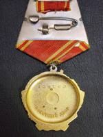 ORDER OF LENIN WITH DOCS RARE BADGES IN GOLD AND PLATINUM